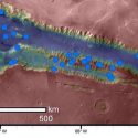 Apenas hay agua en las rayas oscuras de Marte
