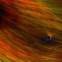 El viento solar nace como los rayos que pintaría un niño