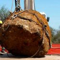 Hallan meteorito de 30 toneladas en Argentina