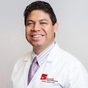 Un hondureño en el equipo de cardiólogos más destacado de EU