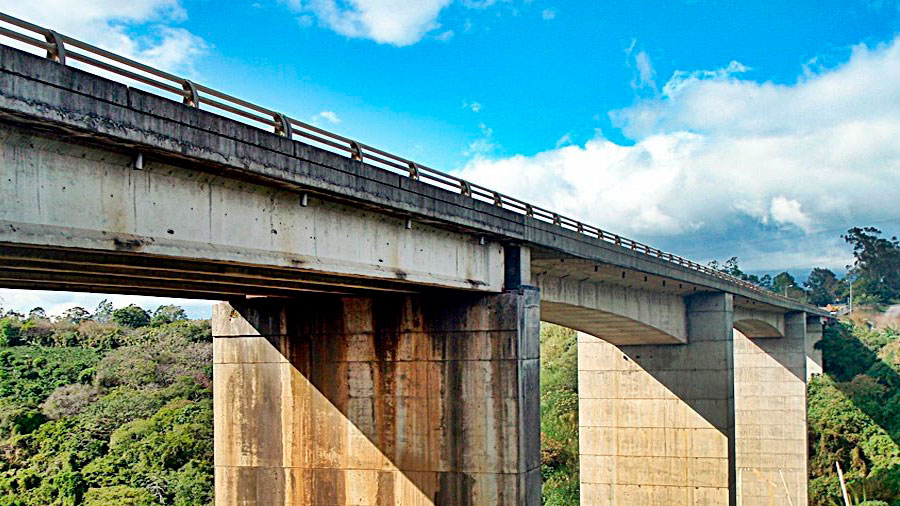 Sensores de fibra óptica detectan problemas estructurales en puentes y presas