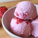 El santo grial de los helados: encuentran un compuesto natural en la fresa que impide que se derritan