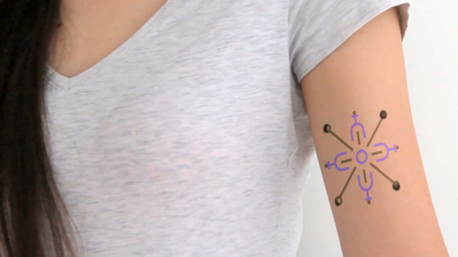 Crean un tatuaje inteligente para medir la glucosa y el nivel de hidratación