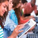 Nativos Digitales presentan dificultades de interacción física