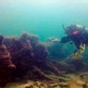 Arqueólogos descubren restos de barcos antiguos en el fondo del mar