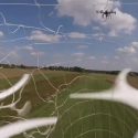 Drones de seguridad aprenden a atrapar y transportar otros drones