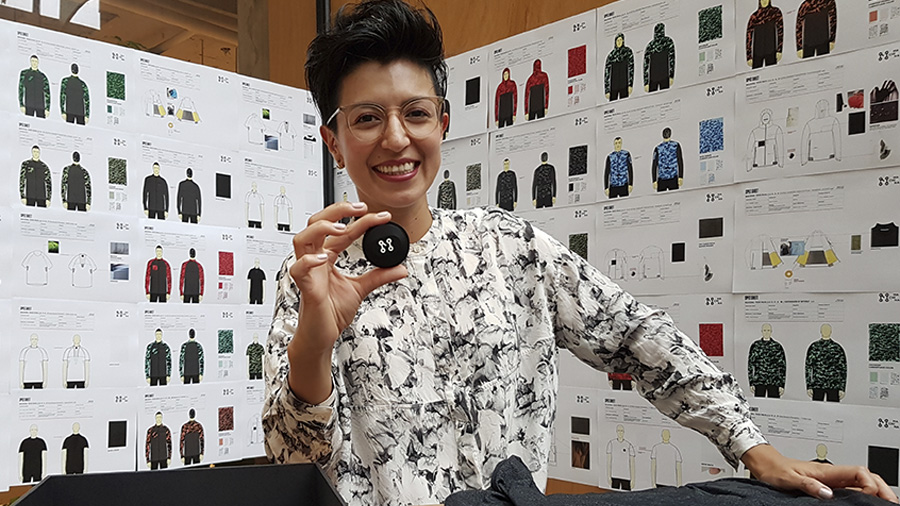 Mexicana crea chaqueta que convierte al interfaz para aplicaciones y realidad virtual