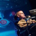 Stephen Hawking teorizó antes de morir cómo descubrir otros universos