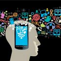 ¿Está embotando el móvil el cerebro de los adolescentes?
