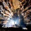 Hallan exploradores la cueva más larga de Asía: 239 kilómetros