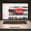 Vía YouTube canales nazis, pedófilos o conspiranoicos ganan ingresos con publicidad de grandes marcas