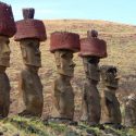 Sombreros de 13 toneladas coronan los gigantes de Piedra de Isla de Pascua ¿Cómo se colocaron?