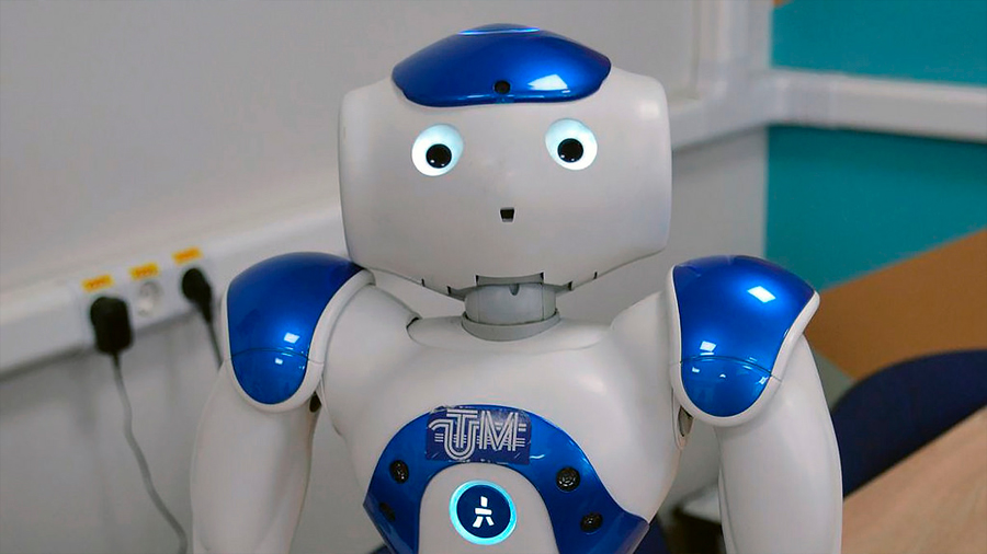 Destaca robot humanoide diseñado en Oaxaca en tres desafíos de competencia nacional