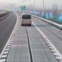 China pone a prueba una autopista solar para generar energía