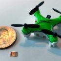 Optimizan chip que mejora el vuelo de drones tan pequeños como insectos