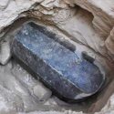 Descubren en Egipto misterioso sarcófago sellado hace 2,000 años