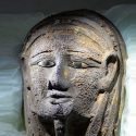El extraordinario hallazgo en Egipto de un taller de momificación y una misteriosa máscara de plata