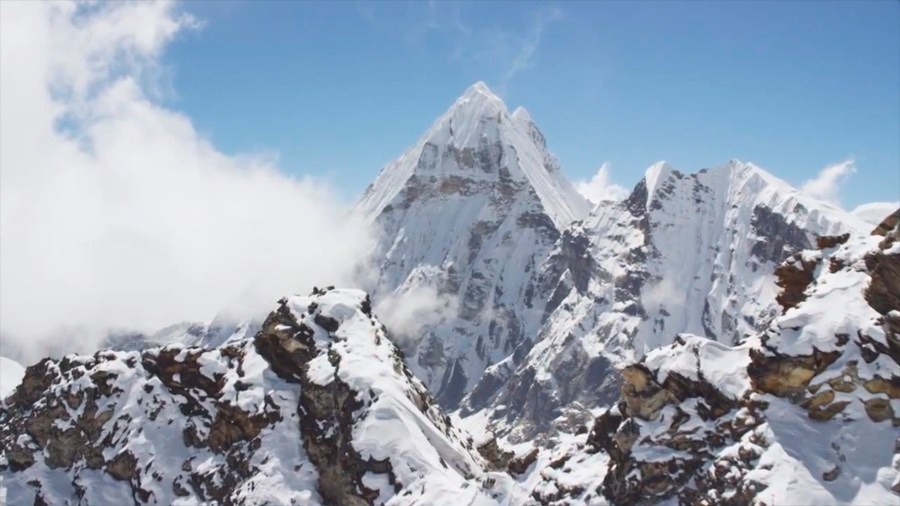 Nepal busca la verdad sobre la altura del Everest