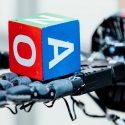 Las manos robóticas ahora pueden aprender por sí solas a realizar actividades más complejas