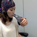 Desarrolla científico mexicano en Japón tercer brazo controlado por el cerebro