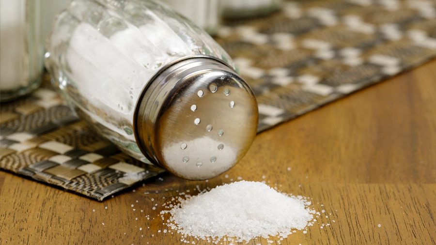 Cinco gramos de sal al día, una amenaza grave para la salud cardiovascular