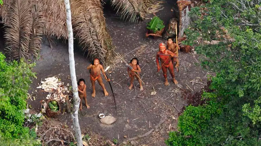 Brasil: un video y fotos revelan presencia de indígenas en el Amazonas que nunca han sido contactados