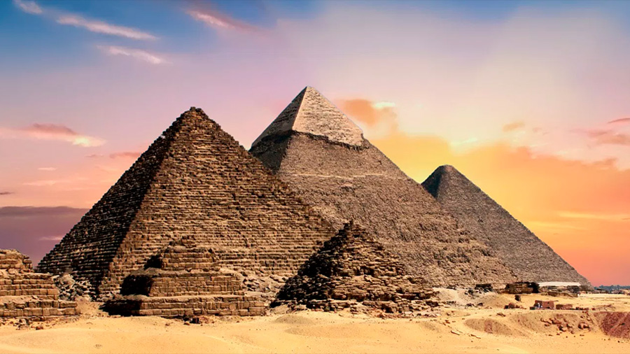 Gracias a un papiro se obtiene un testigo ocular de cómo se construyó la Gran Pirámide