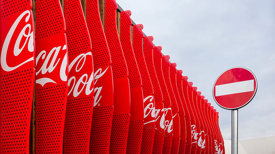 España: investigación acusa a Coca-Cola de financiar estudios científicos que sirven a sus intereses comerciales