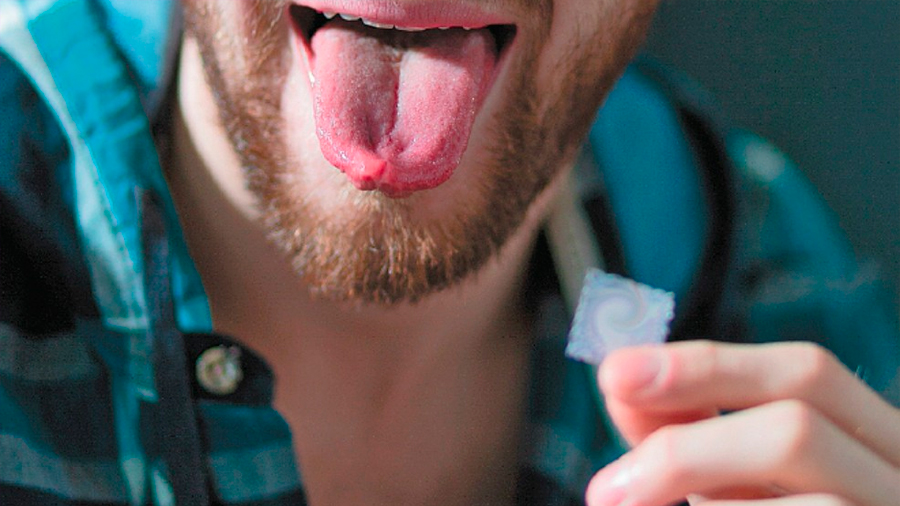 Se buscan voluntarios para consumir LSD en un estudio científico