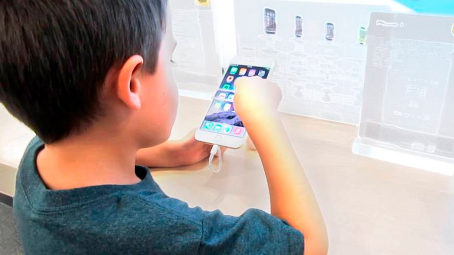 Un niño de 7 años logró burlar ingeniosamente la seguridad del reciente iOS 12 de Apple