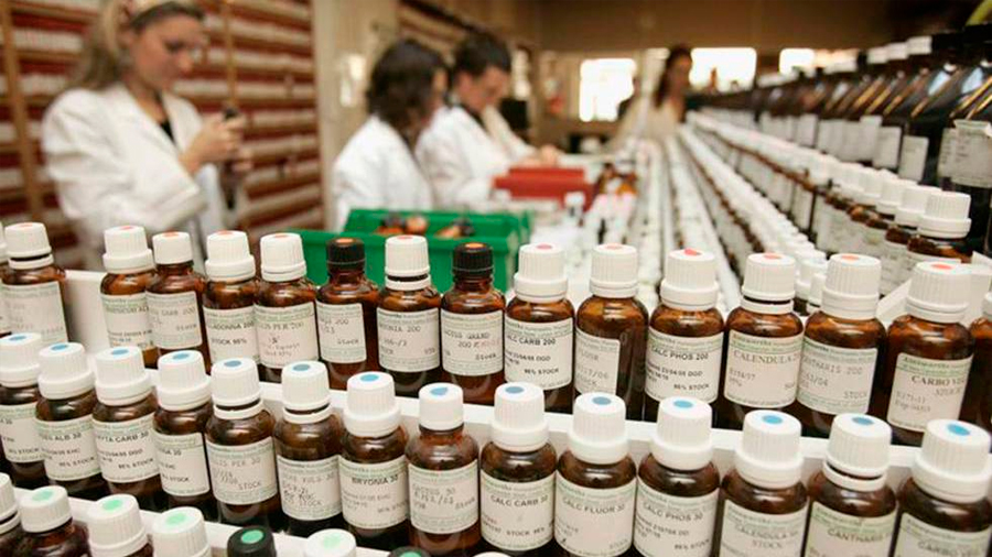 España: El Gobierno expulsará la homeopatía y otras pseudoterapias de centros sanitarios y universidades