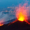 Etna: el volcán más activo de Europa, entra en erupción y genera cientos de terremotos en su entorno