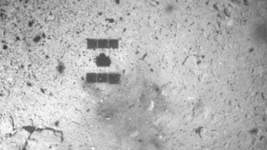 Japón aterriza la sonda Hayabusa 2 en un asteroide para tomar muestras