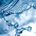 Desarrollan material capaz de purificar el agua únicamente usando luz solar