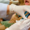 Facebook e Instagram eliminarán anuncios y ocultarán información de los 'antivacunas'