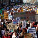 Miles de estudiantes protestan en todo el mundo para secundar la huelga por el clima