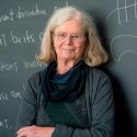 Karen Uhlenbeck primera mujer en ganar ‘Nobel’ de matemáticas