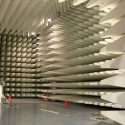 Inventan un nuevo material que bloquea el sonido, pero deja pasar la luz y el aire