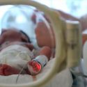 Mujer con muerte cerebral desde diciembre dio a luz a un bebé de 32 de semanas de gestación
