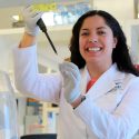 Logran investigadores mexicanos diagnóstico temprano de cáncer de mama con nanopartículas luminiscentes