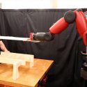 Robot del MIT estudia los músculos humanos para aprender a trabajar