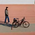 Científicos chinos crean chip que es capaz de 'manejar' una bicicleta