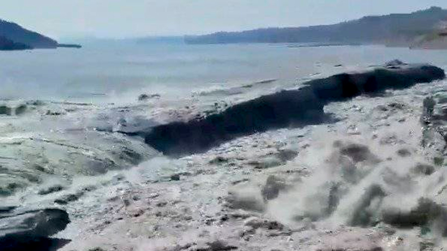 Un video en Twitter muestra el derretimiento de un glaciar en vivo