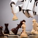 Crean IA que aprendió a jugar al ajedrez leyendo cosas sobre él