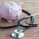 El medicamento más caro del mundo está en el centro de la polémica y no es por su precio de 2.1 millones de dólares
