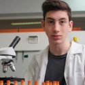 Algas para reemplazar el plástico de los vasos de usar y tirar, la idea de un precoz genio científico