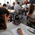 Las mujeres mantienen mejor el rendimiento en las pruebas de conocimiento