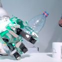 Una mano artificial inteligente para personas amputadas