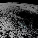 Primera imagen del raro material hallado en la cara oculta de la Luna