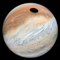 Captan extraña mancha negra en Júpiter; NASA lo explica